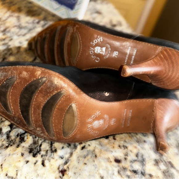 Cindy Says Heel Booties - Picture 4 of 6